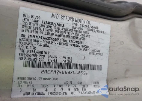 2003 Mercury Grand Marquis Gs z USA, uszkodzony, nr VIN 2MEFM74W63X668556